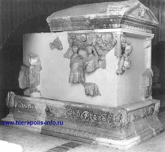 Саркофаг, найденный в Хиераполисе