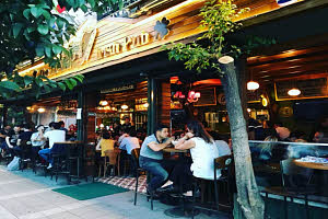 Harp Irish Pub  Ирландские пивные пабы в Стамбуле или где можно выпить пива в Стамбуле 