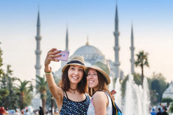 Туристы из России выбирают Анталью летом, а Стамбул зимой 